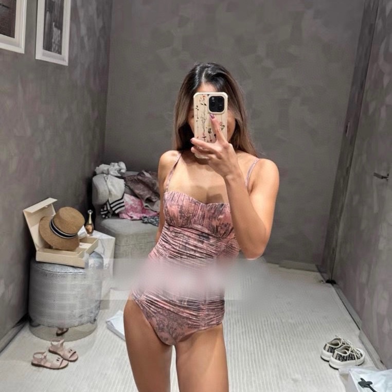 DR $33 gallery