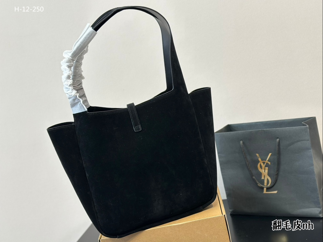 Y.S.L gallery