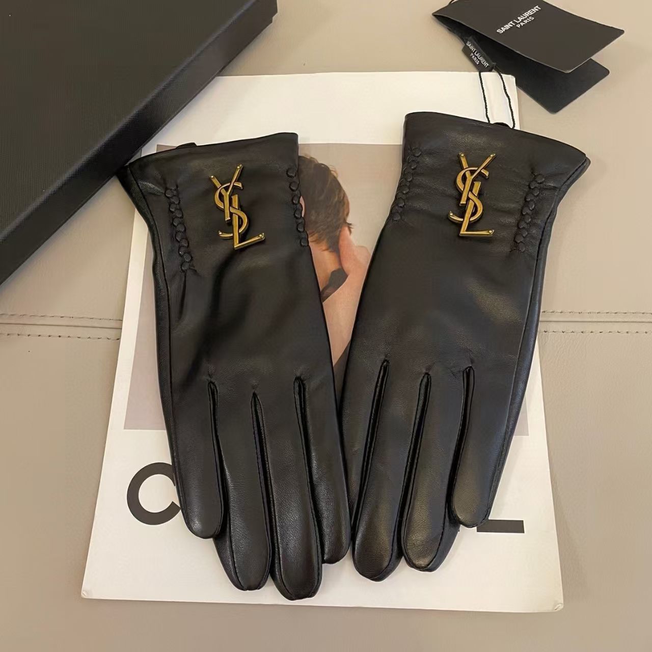 Z7702 YSL 45.99$ gallery