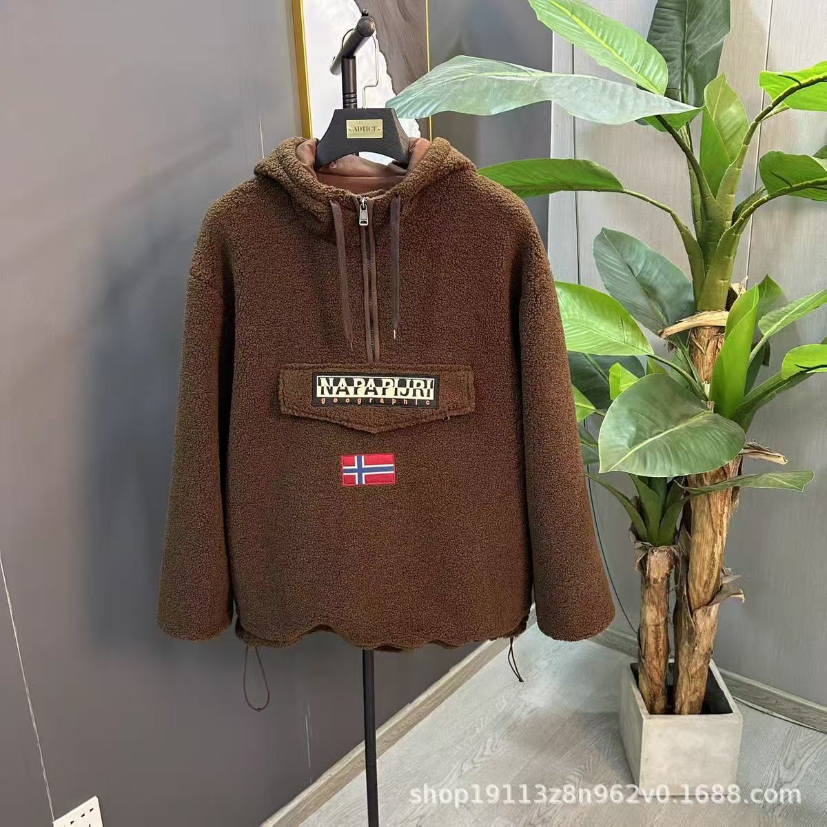 Z7719-65.99$ gallery