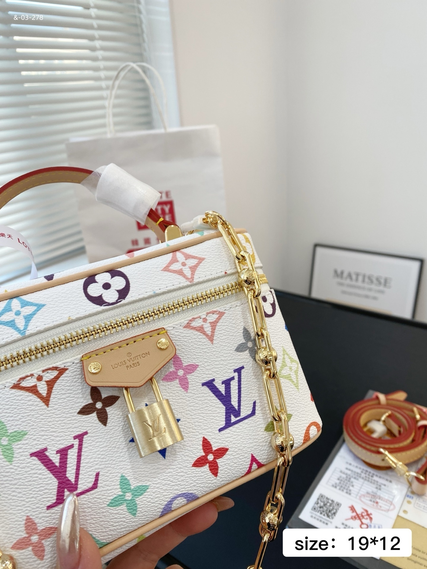 Z7723-65.99$ gallery