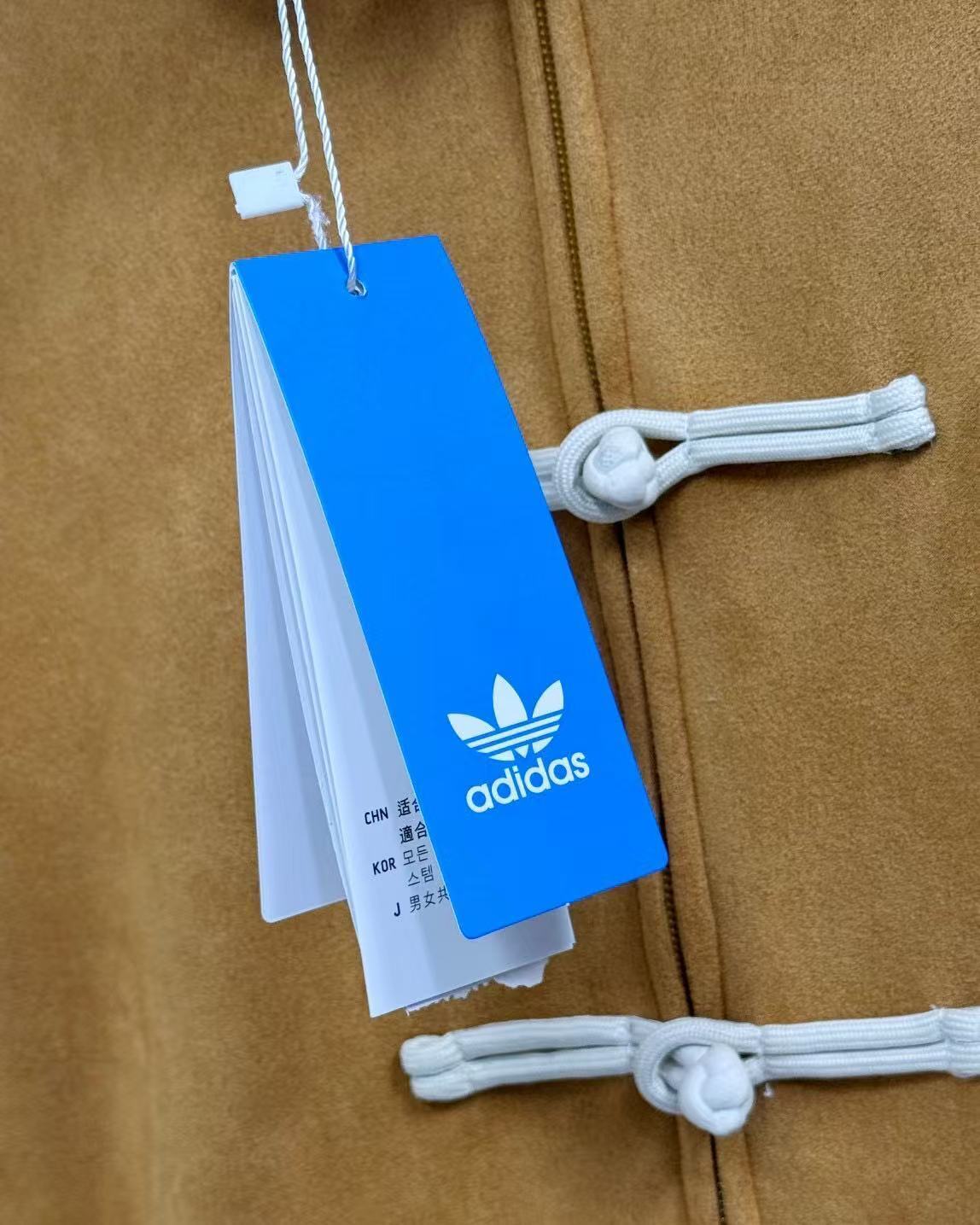Z7738-59.99$  Adidas, cotton material gallery