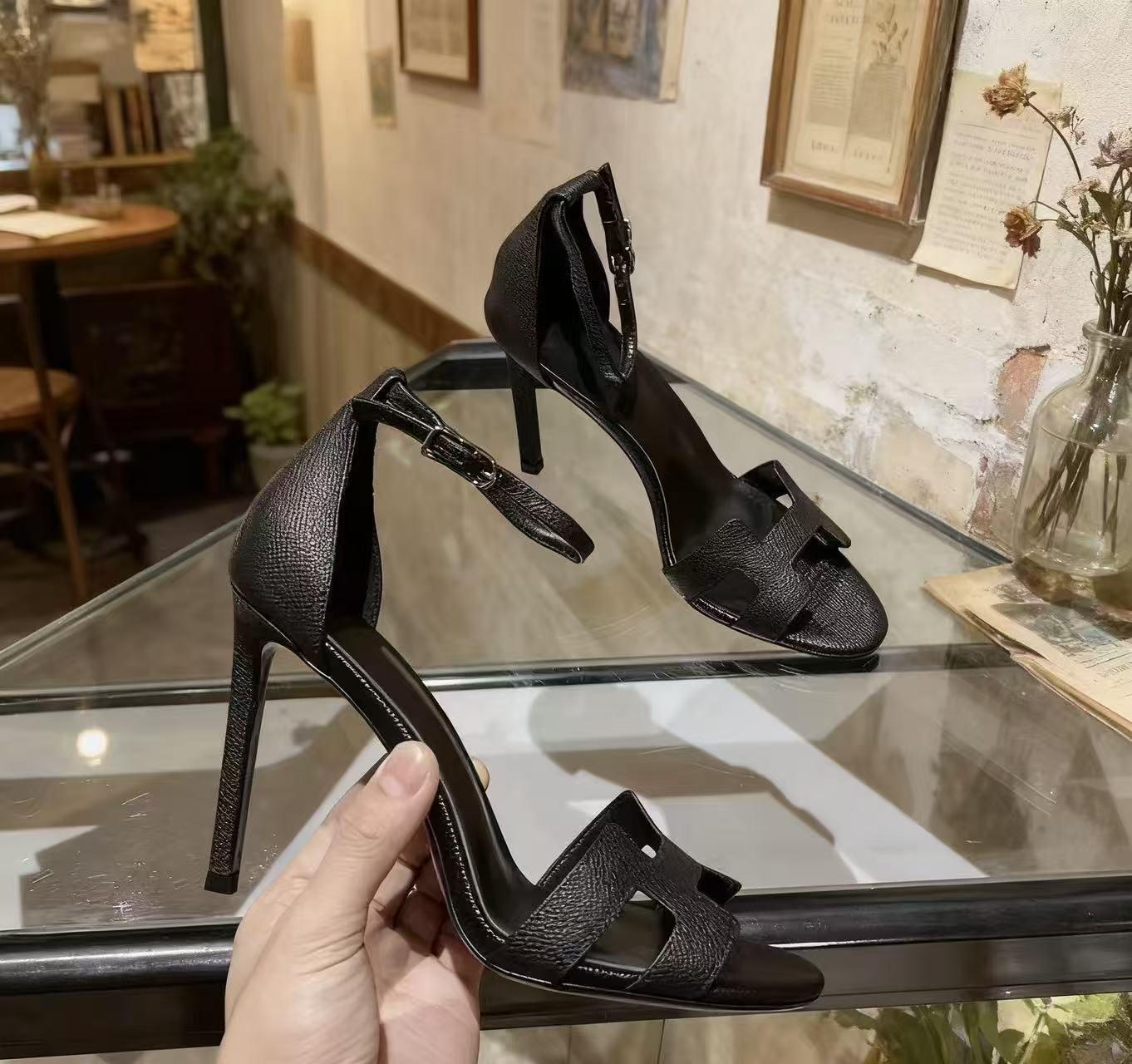 Z7740 Hermes  68.99$ gallery