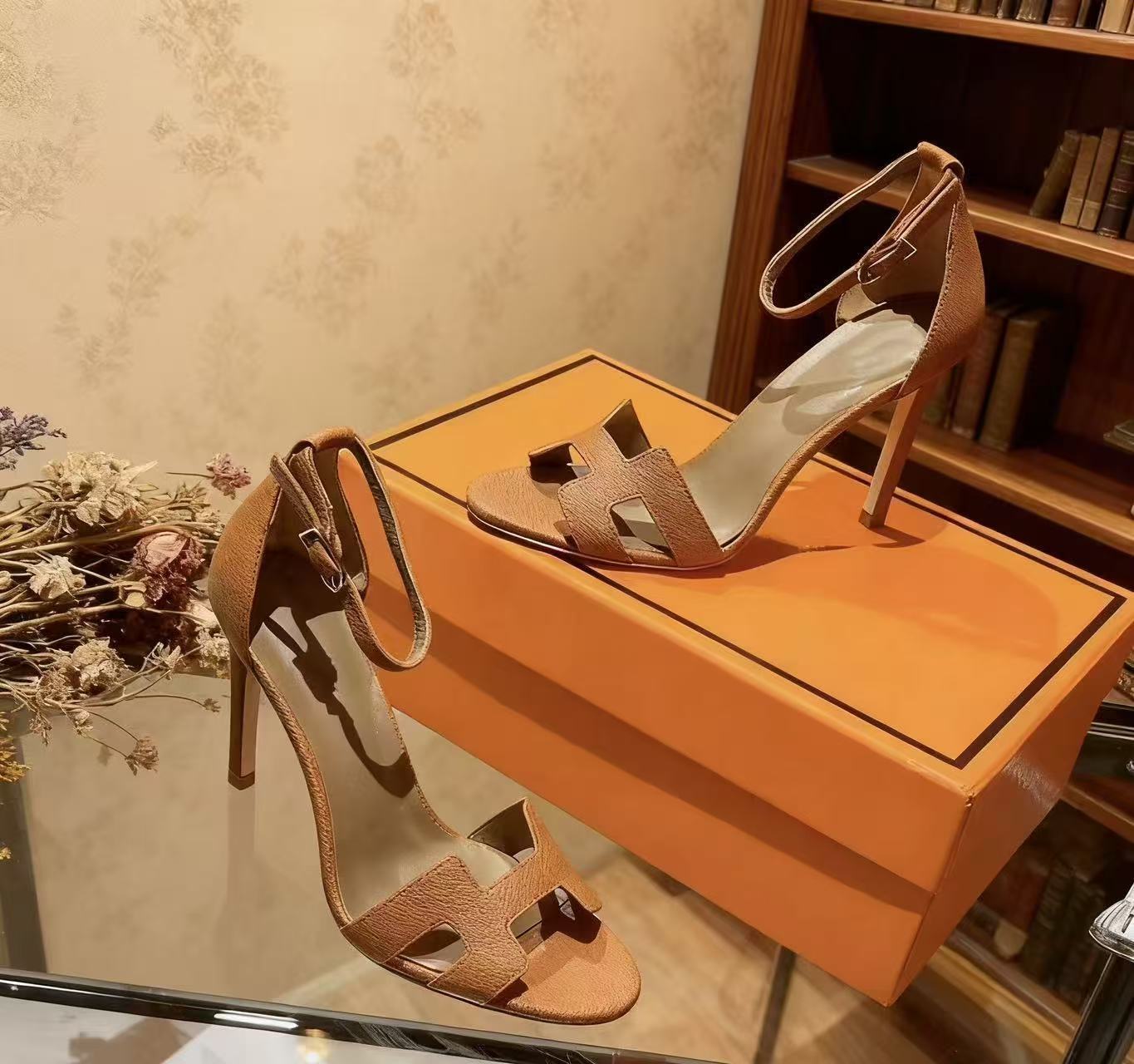 Z7740 Hermes  68.99$ gallery