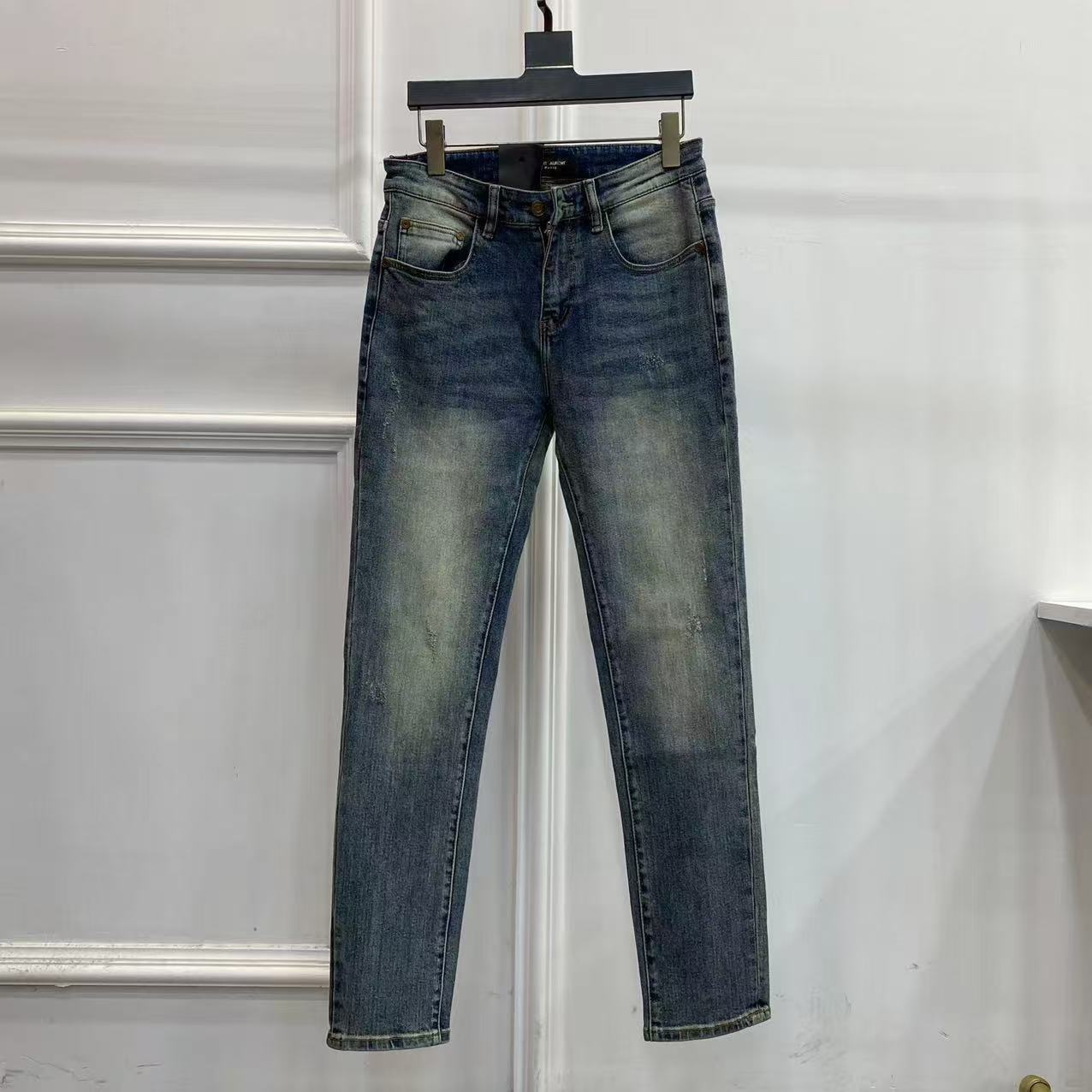 Z7762-45.99$  Saint Laurent gallery