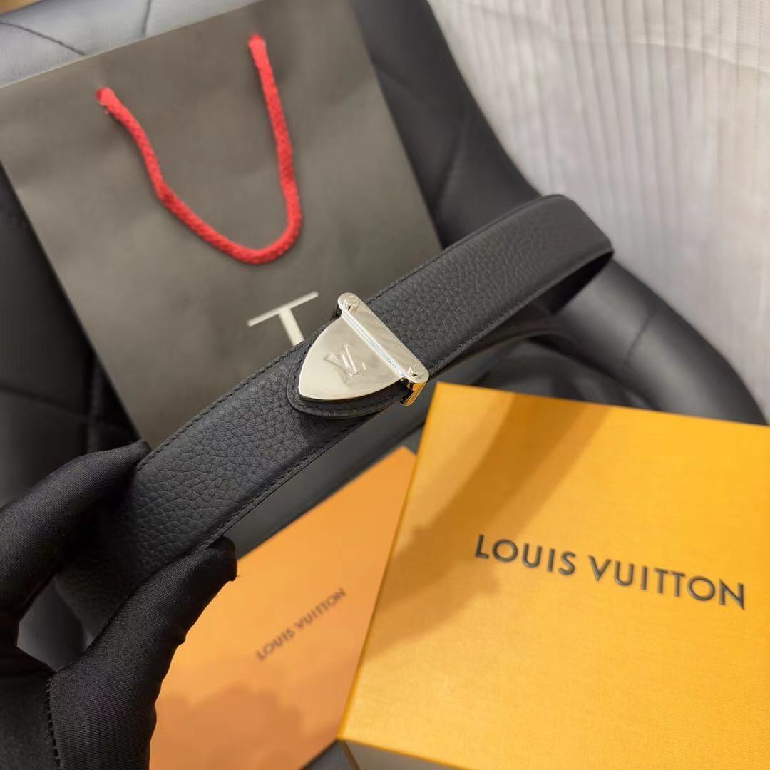 Z7783 LV 45$ gallery