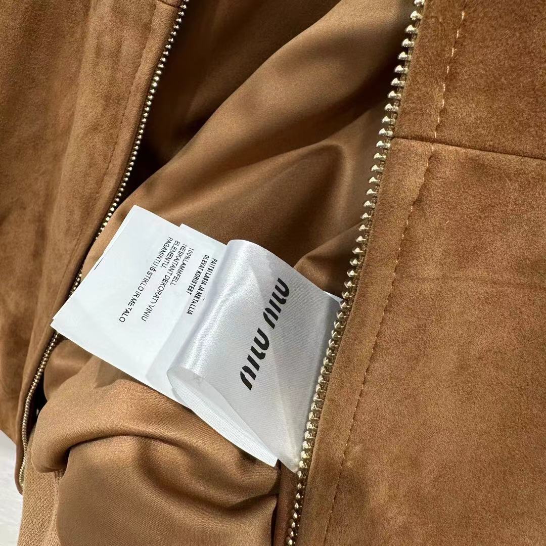 Z7784 MIUMIU 118$ gallery