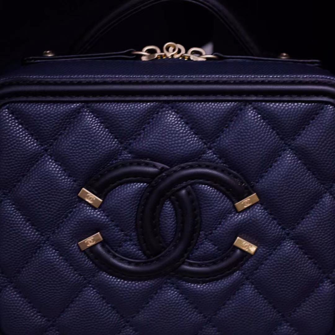 Z7793 CHANEL 59$ gallery