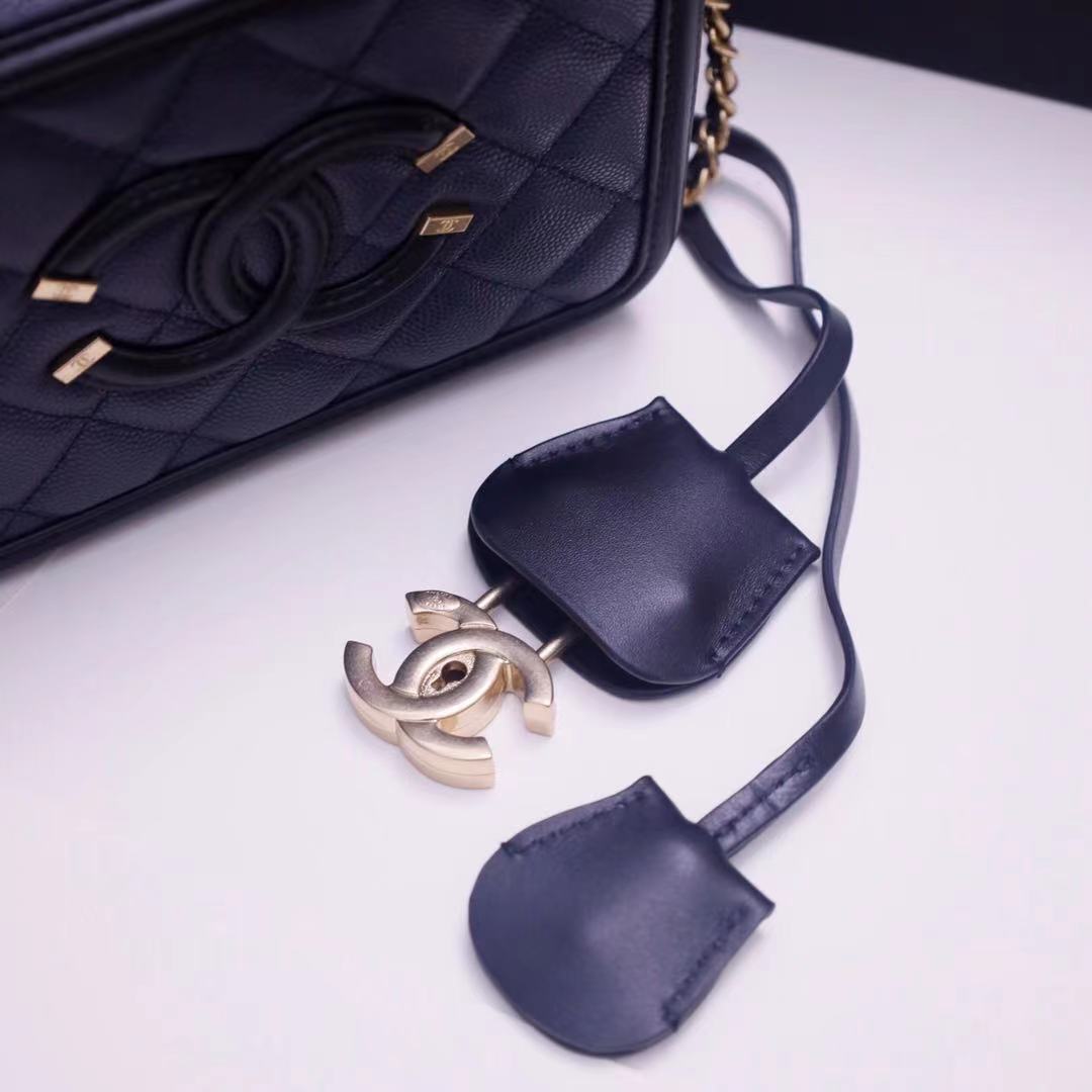 Z7793 CHANEL 59$ gallery