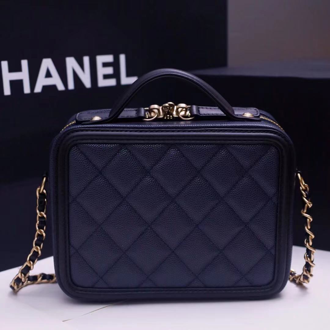 Z7793 CHANEL 59$ gallery