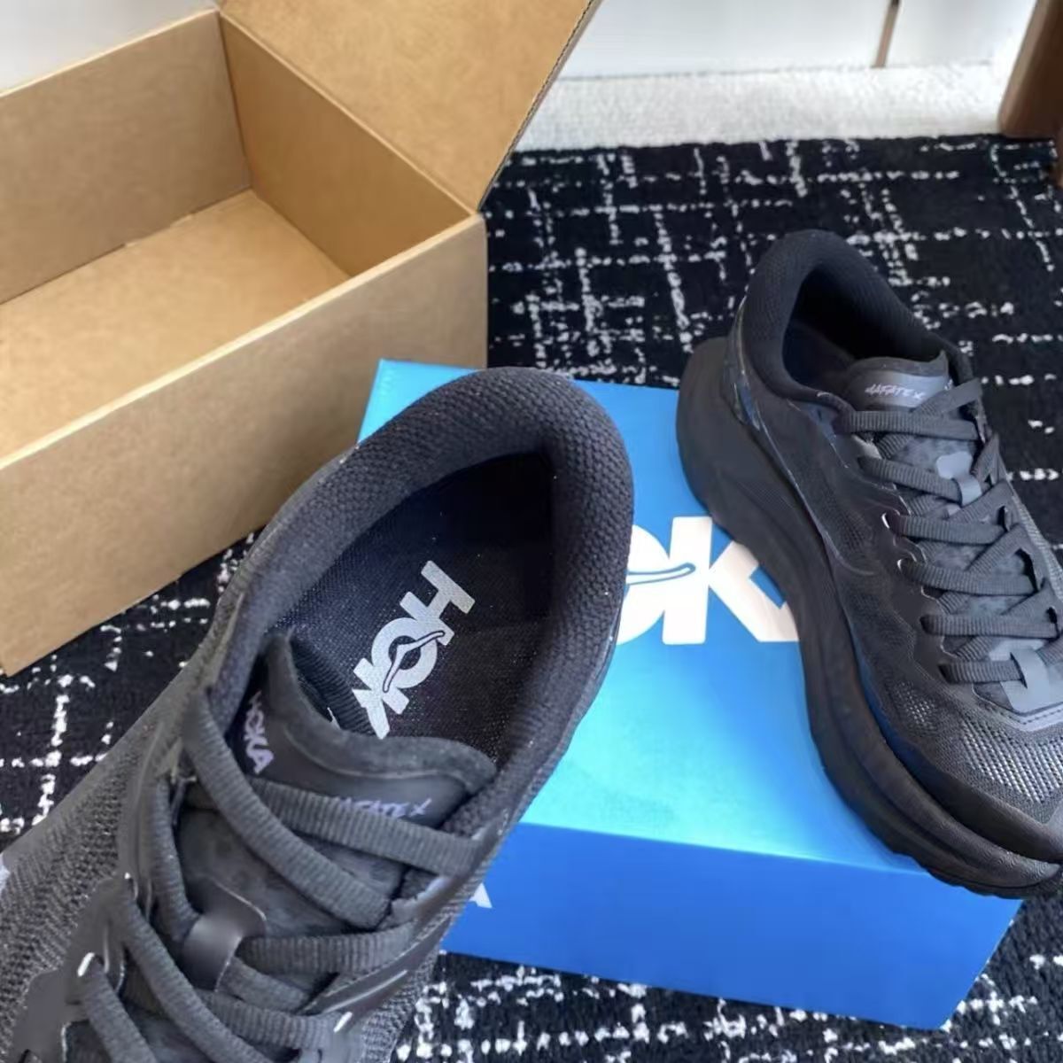 Z7806 HOKA 66.99$ gallery