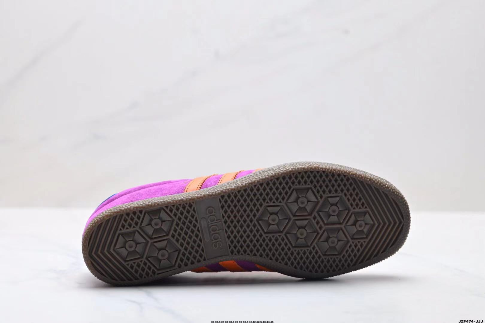 Z7808 ADIDAS 55$ gallery