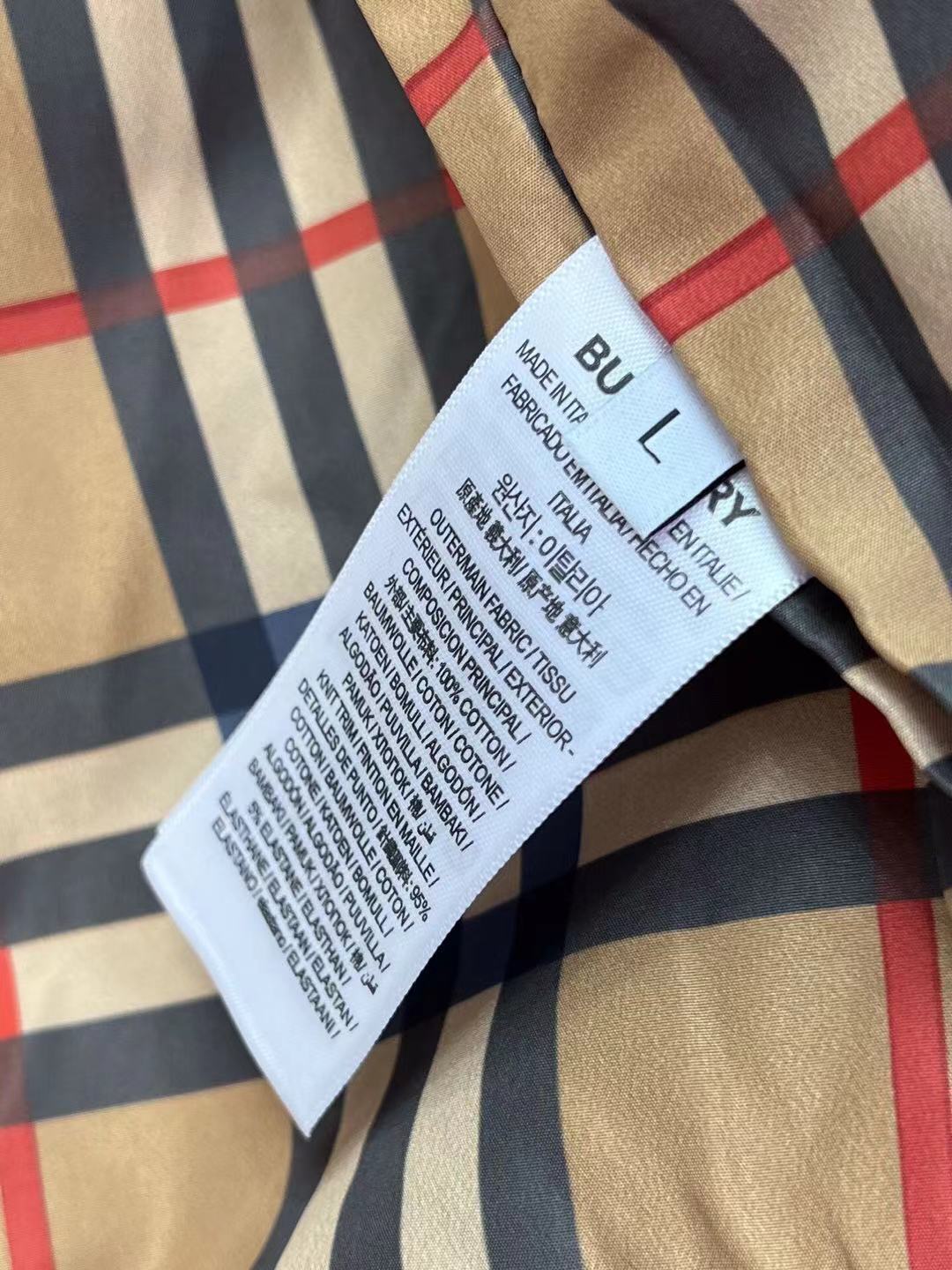 Z7817 BURBERRY 88$ gallery