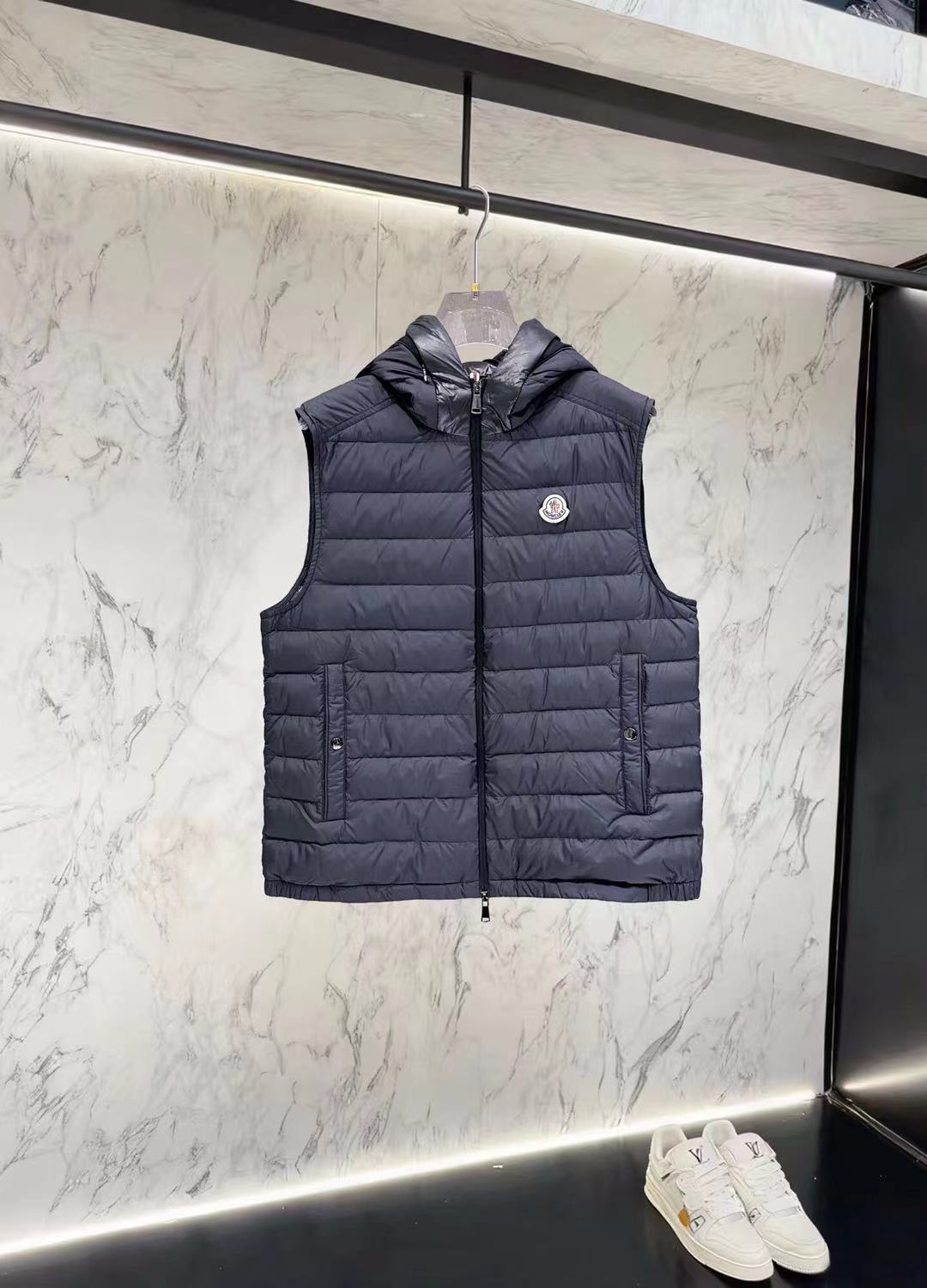 Z7821 Moncler 68$ gallery
