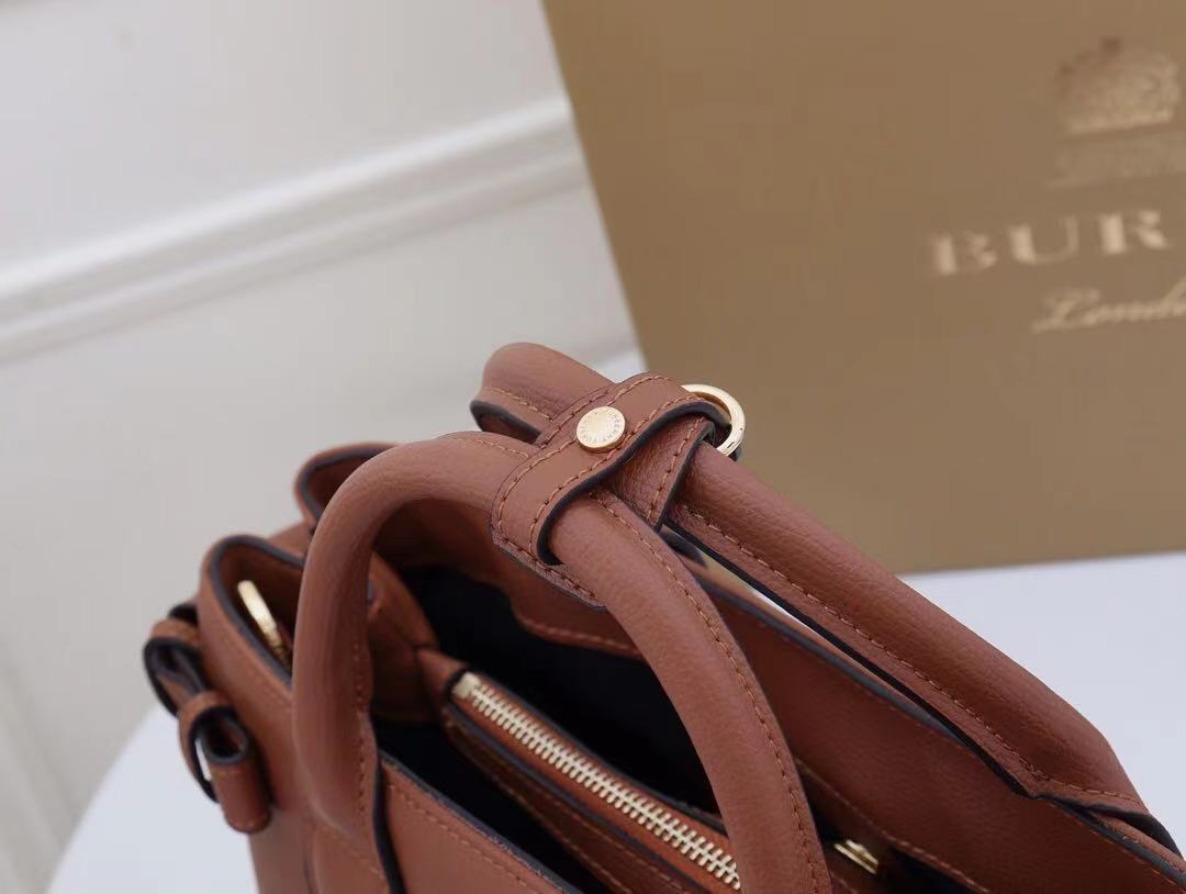 Z7829 BURBERRY 65$ gallery