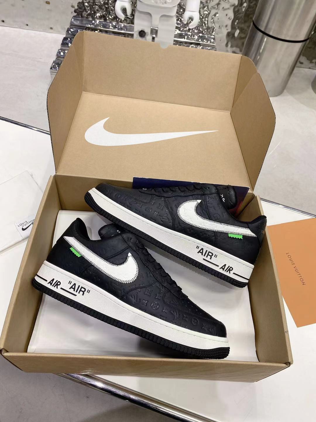 Z7846 Nike & LV 79$ gallery