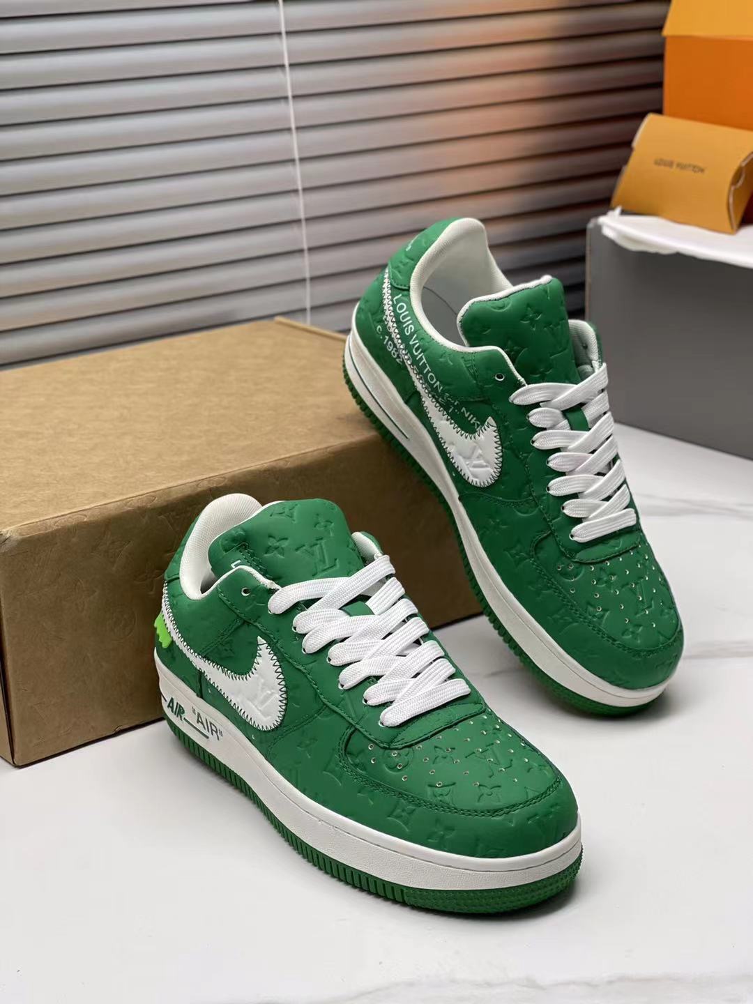 Z7846 Nike & LV 79$ gallery