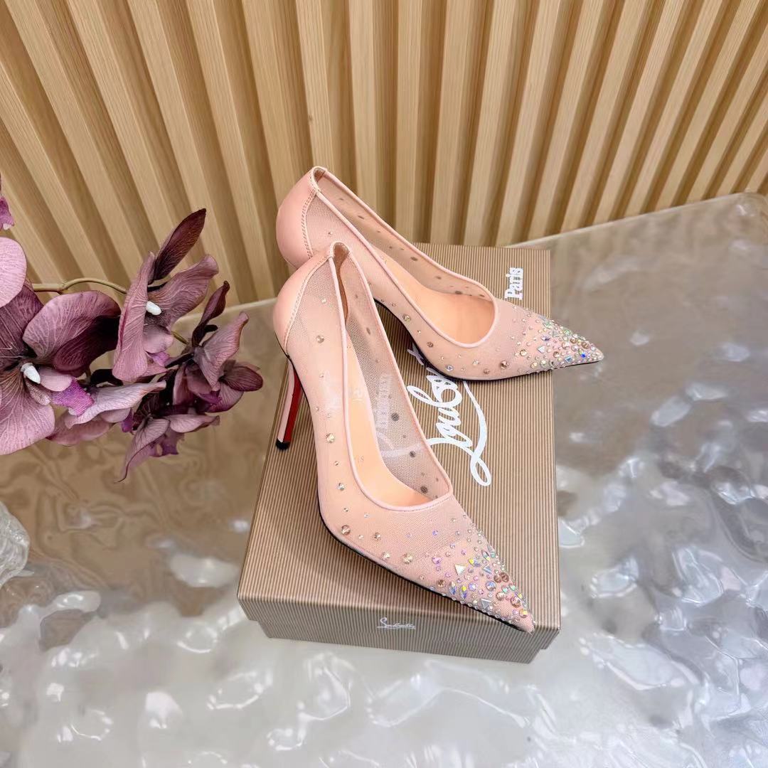 Z7849 Christian Louboutin 88$ gallery