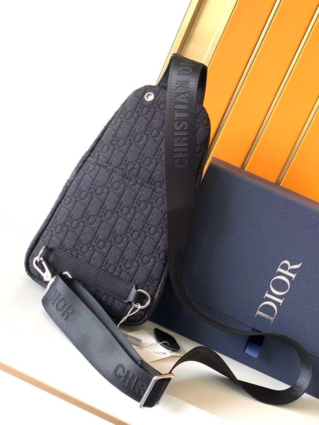 Z7859 Dior 95$ gallery