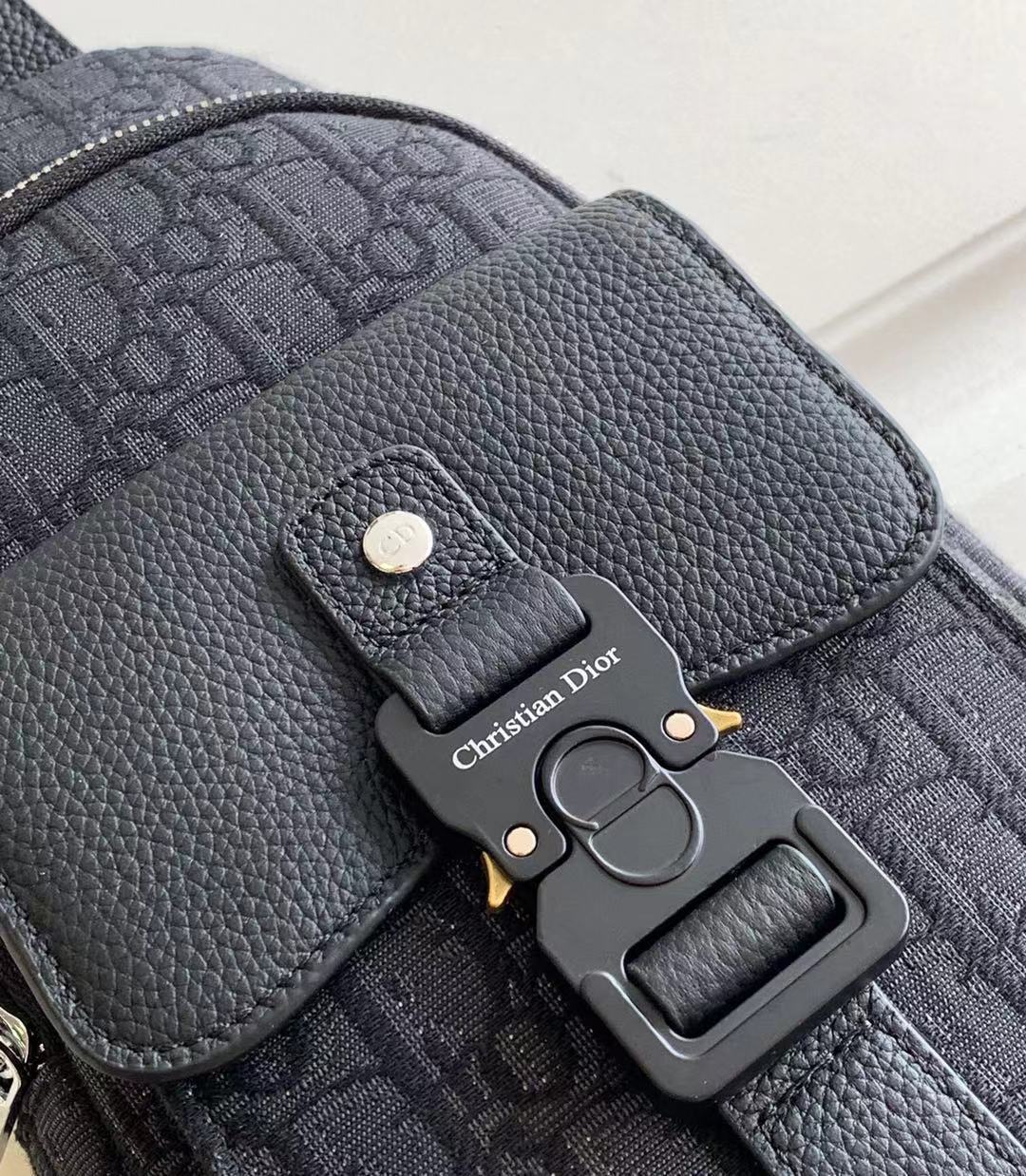 Z7859 Dior 95$ gallery