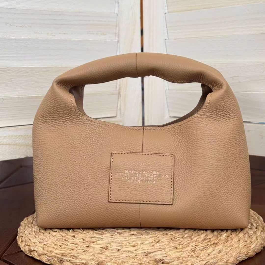 Z7873 MJ 79$ gallery