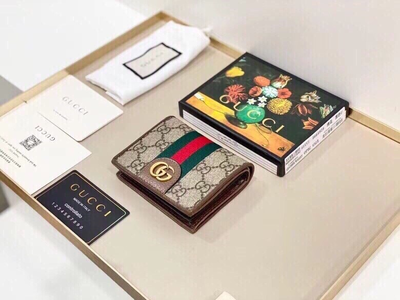 Z7879 GUCCI 49.99$ gallery