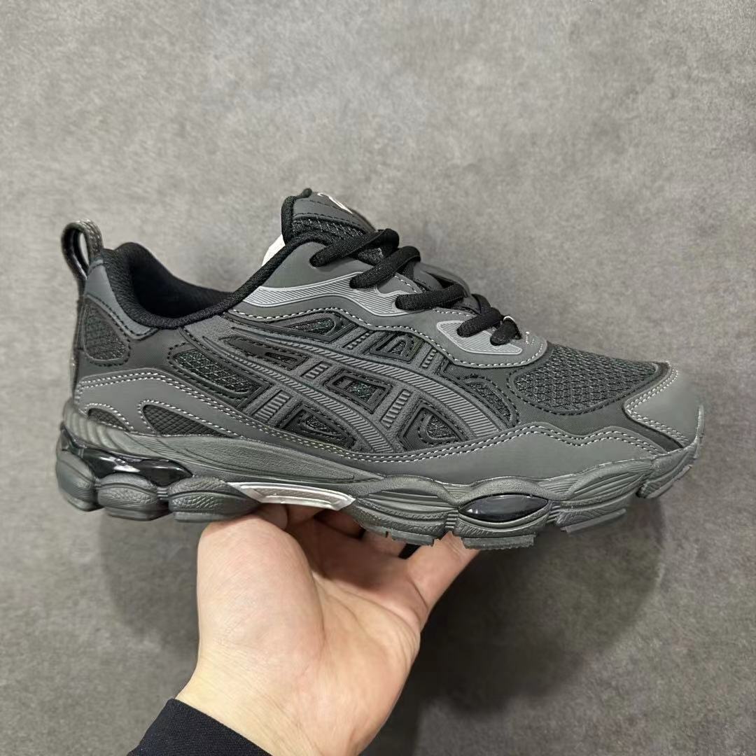 Z7880 ASICS 59$ gallery