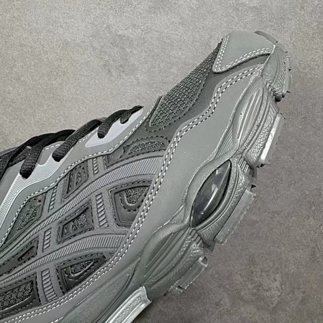 Z7880 ASICS 59$ gallery