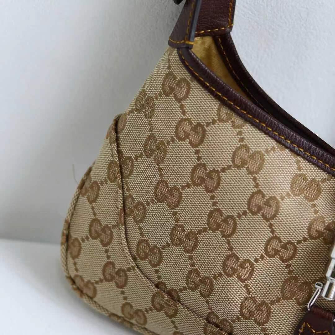 Z7883 GUCCI 59$ gallery