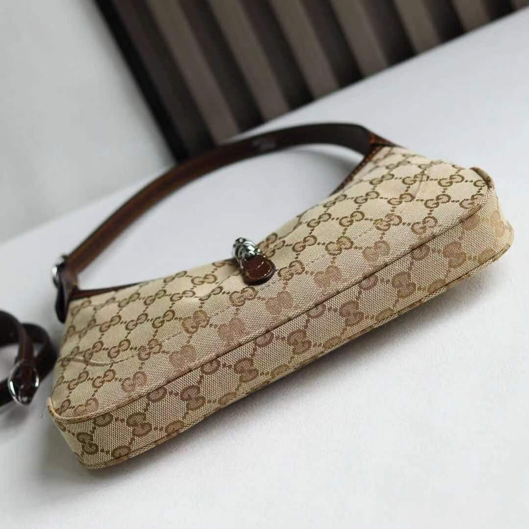Z7883 GUCCI 59$ gallery