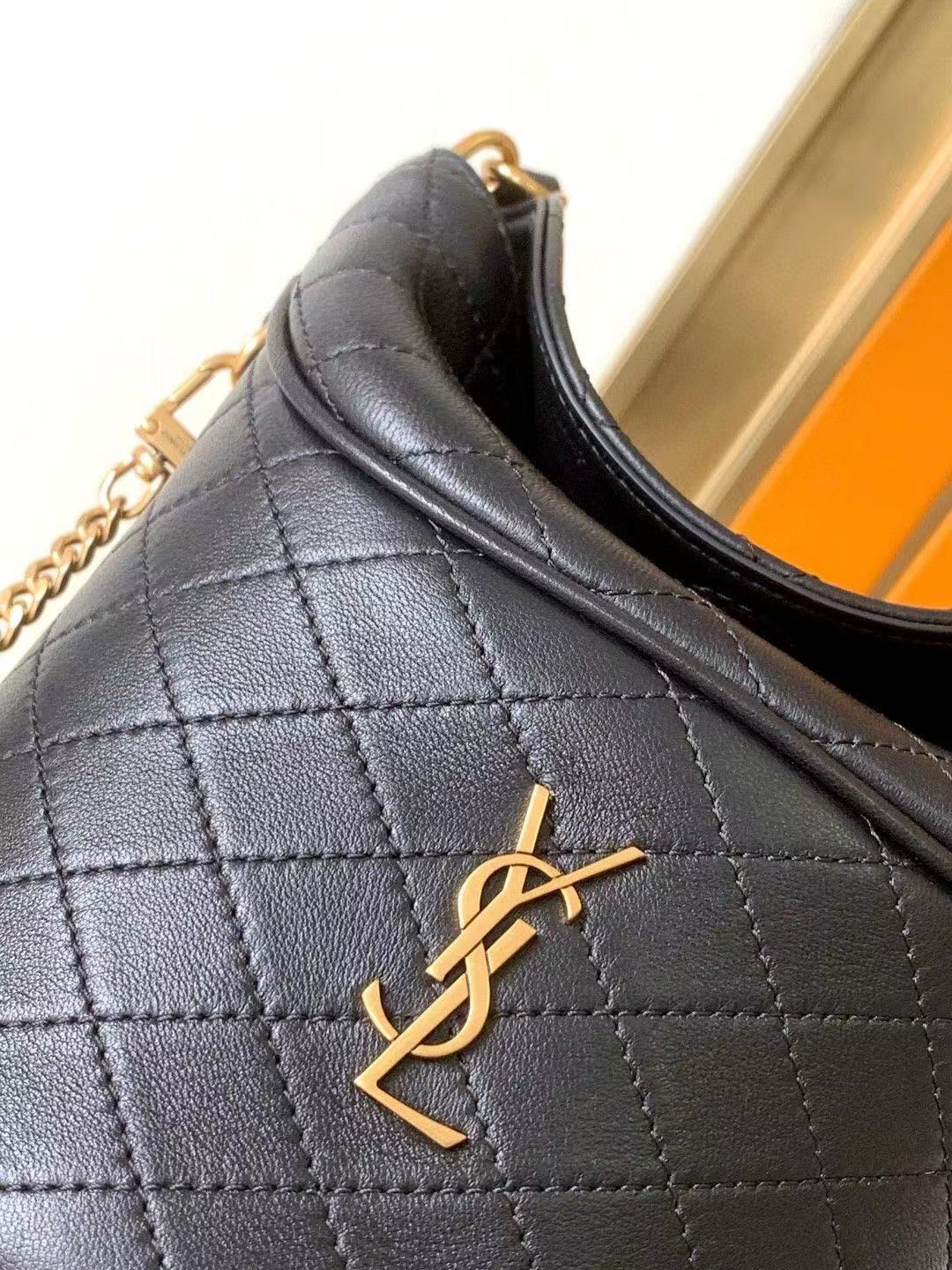 Z7891 YSL 59$ gallery