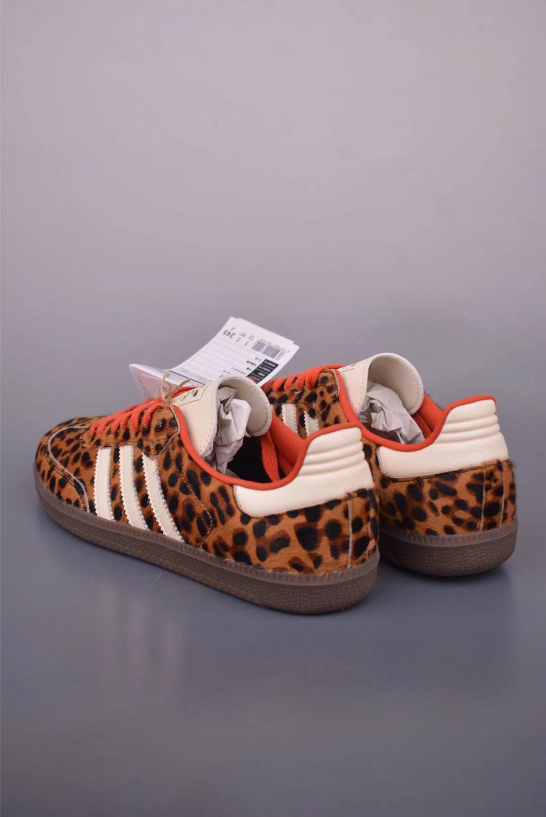 Z7892 Adidas 55$ gallery