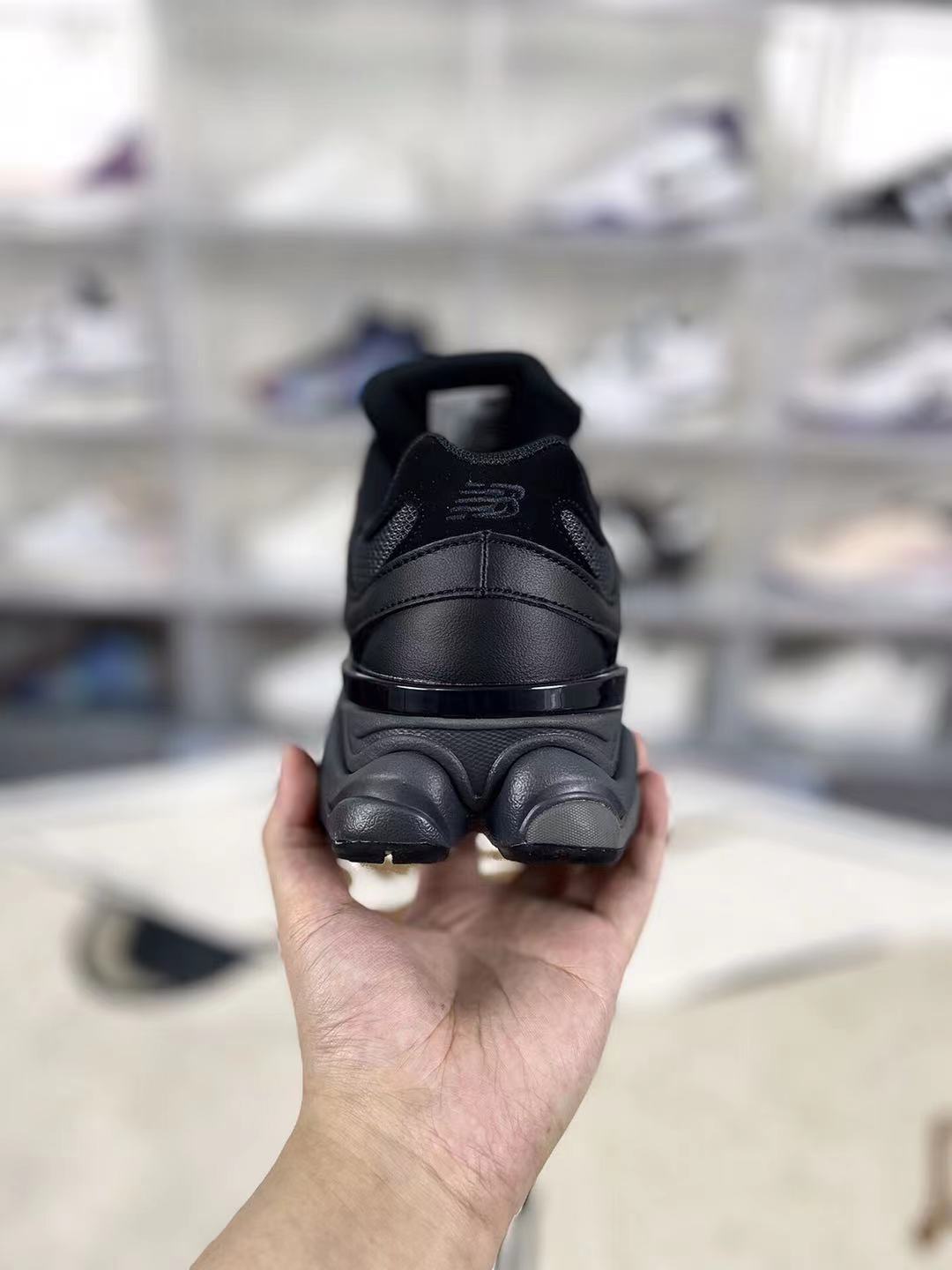 Z7894 NB 59$ gallery