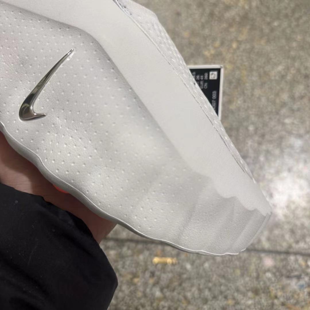 Z7897 Nike 68$ gallery