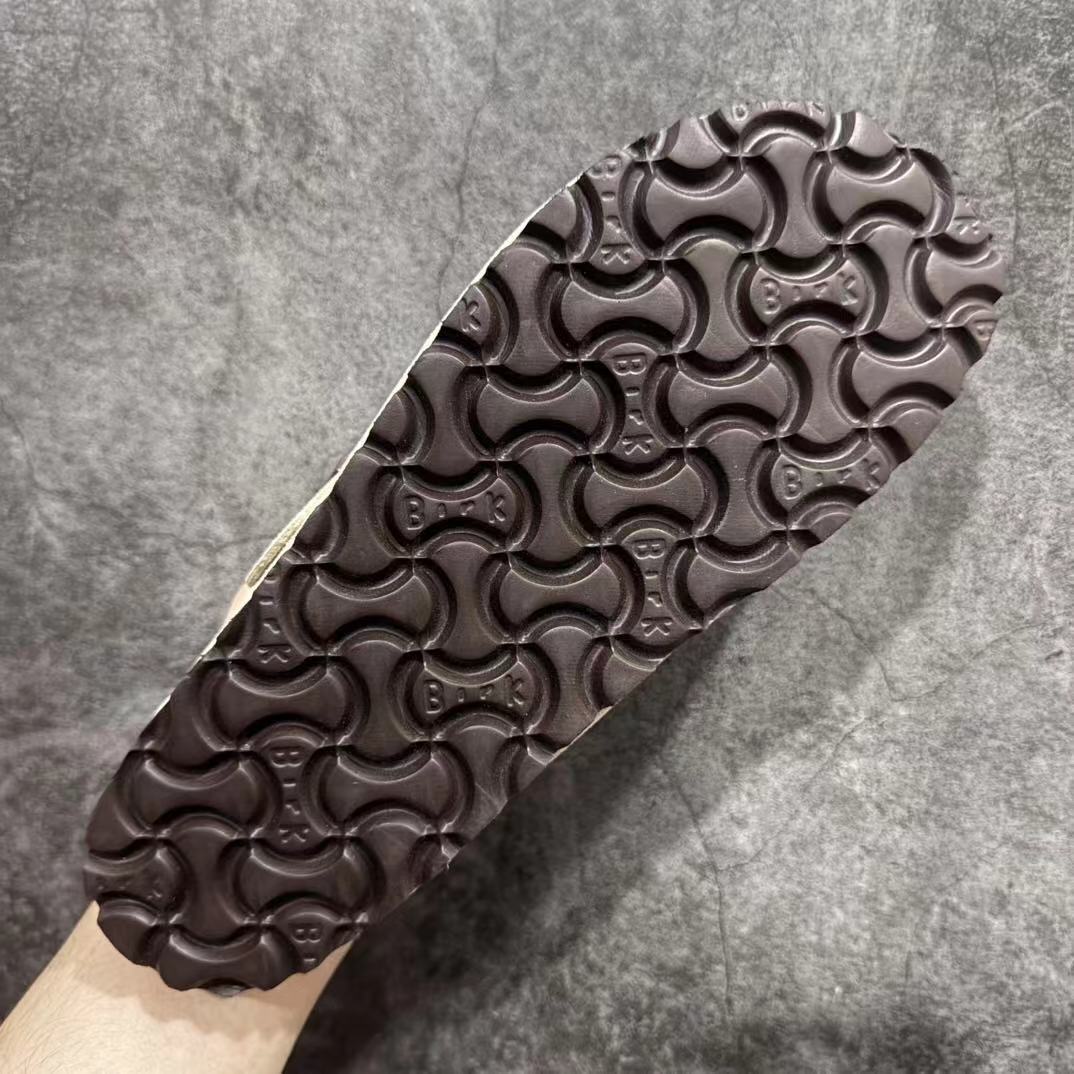 Z7898 Brikenstock 55$ gallery