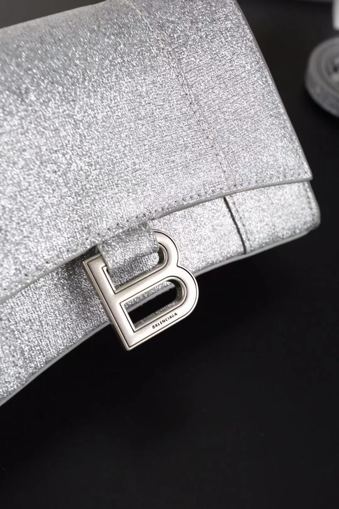 Z7902 Balenciaga 88$ gallery