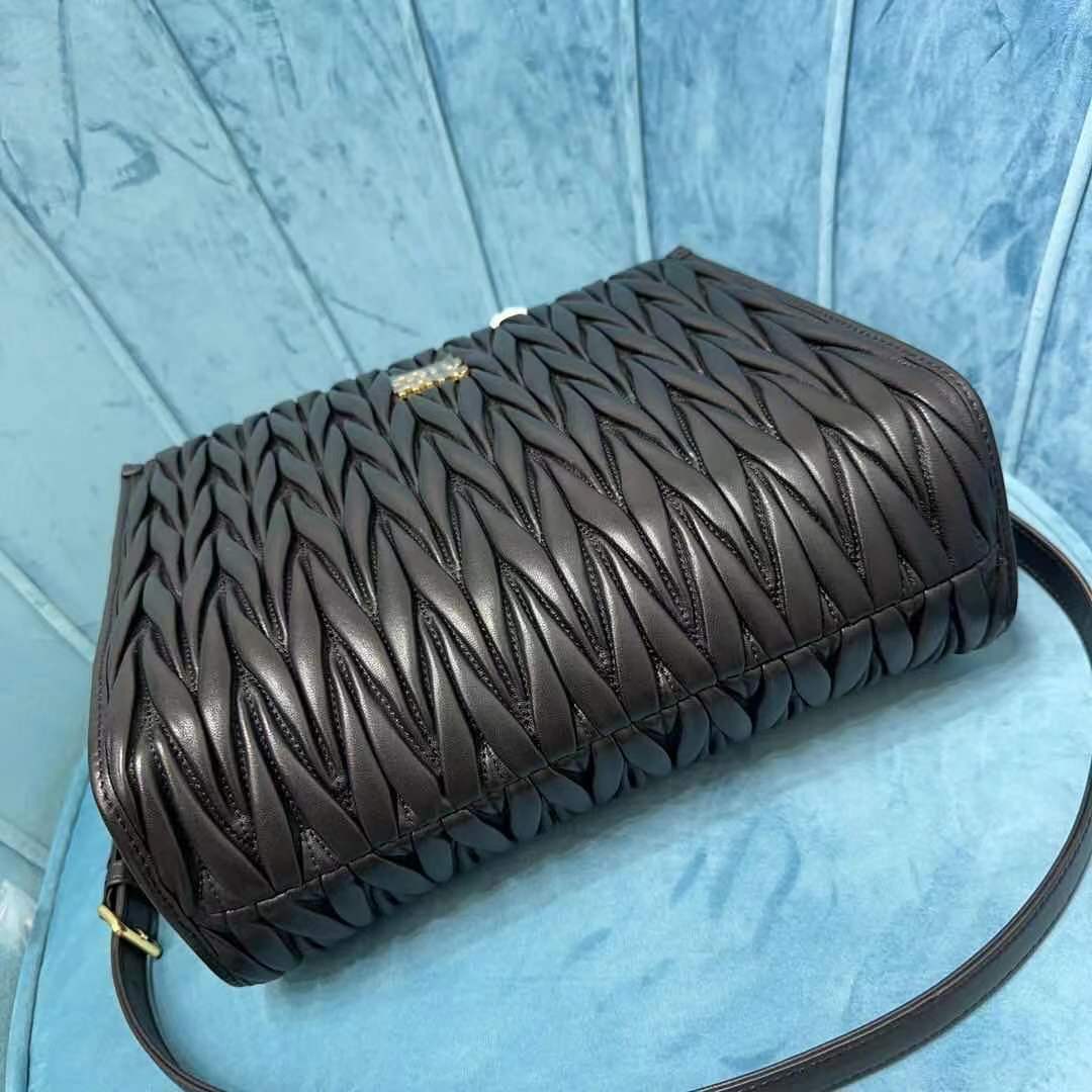 Z7903 Miumiu 150$ gallery