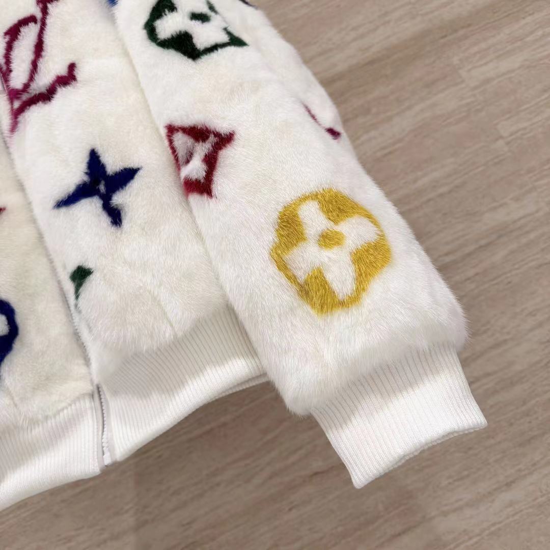 Z7906 LV 119$ gallery