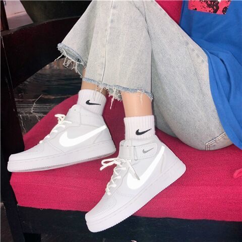 8770-T 27.87$Nike gallery