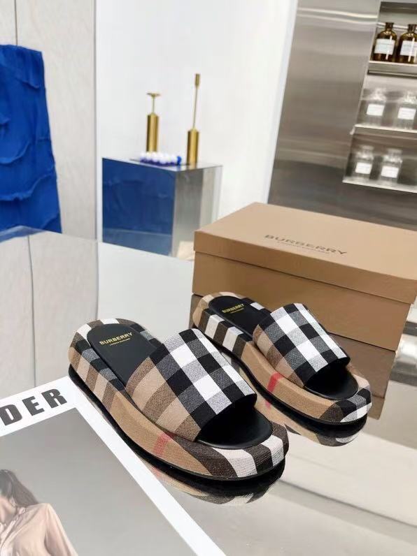 Burberry 82.9$    10957-T gallery