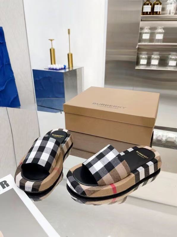 Burberry 82.9$    10957-T gallery