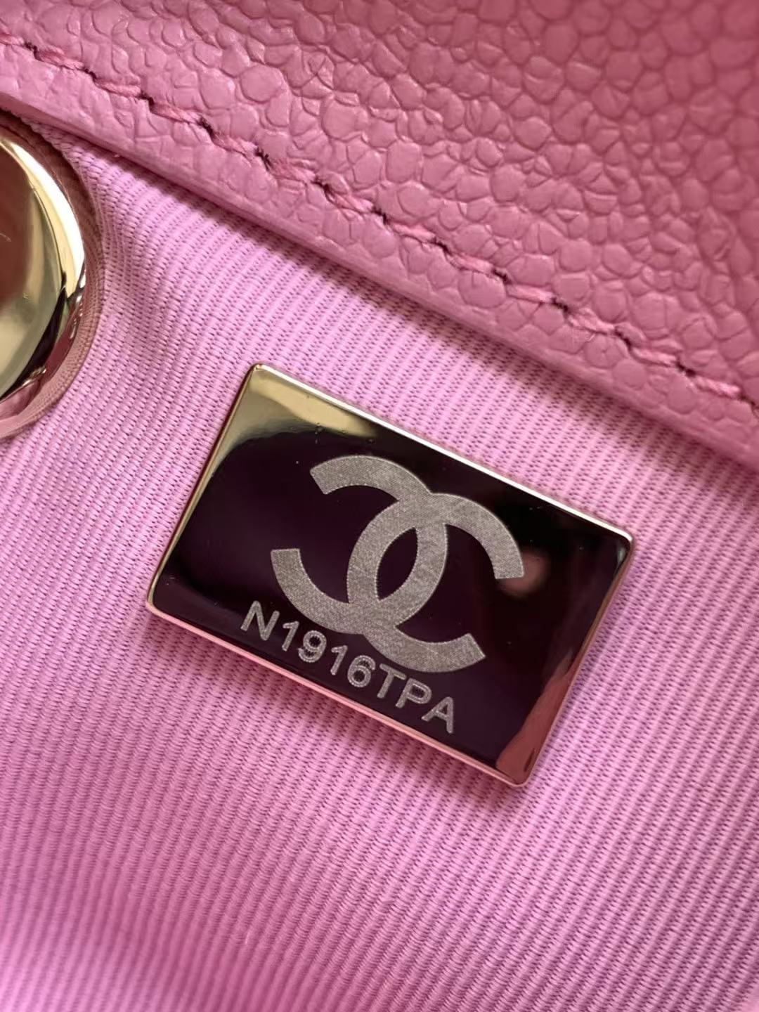 Chanel 71$   10982-T gallery