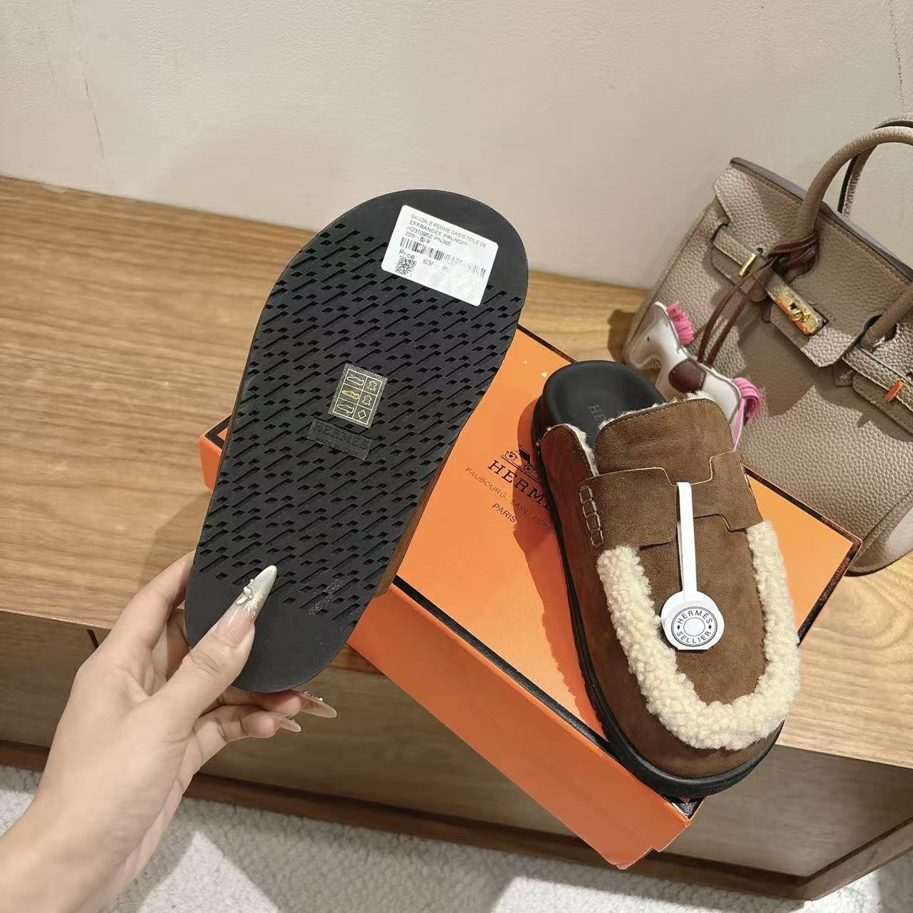 Hermès 78$    10969-T gallery