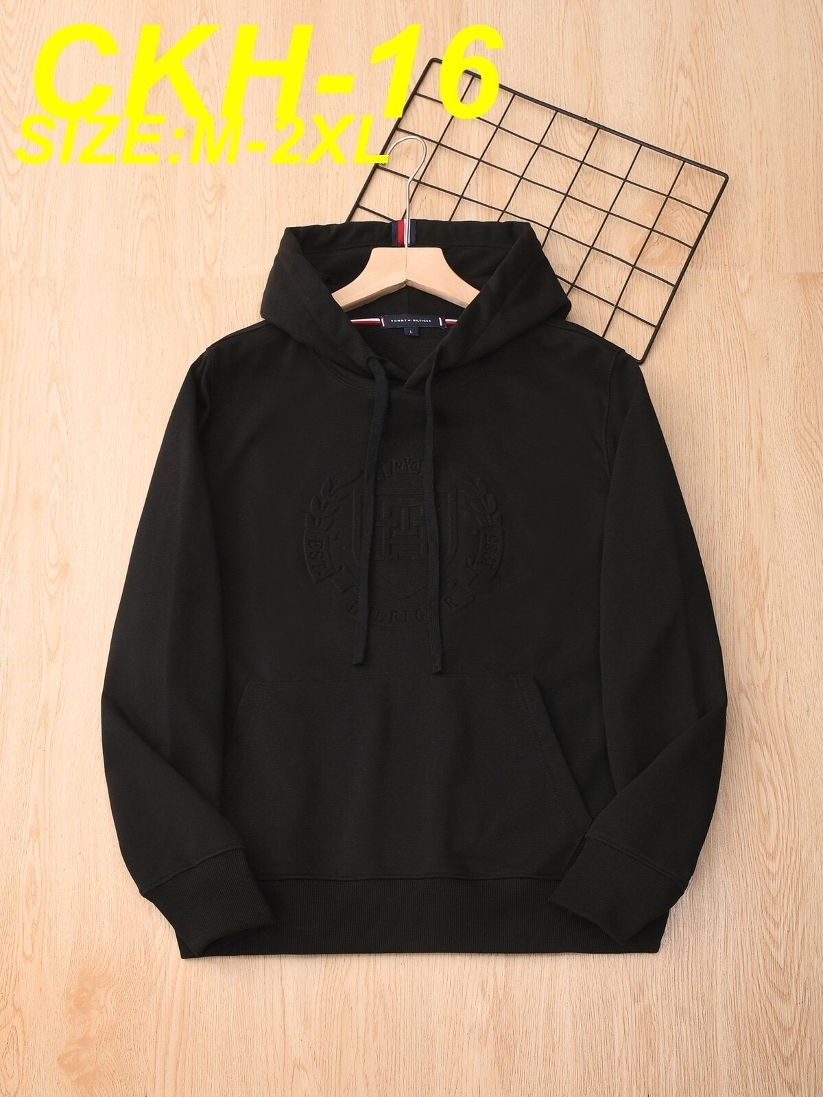 TOMMY 55.9$    10979-T gallery