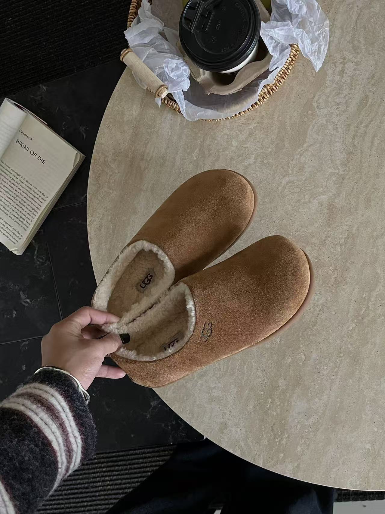 UGG 68$    10965-T gallery