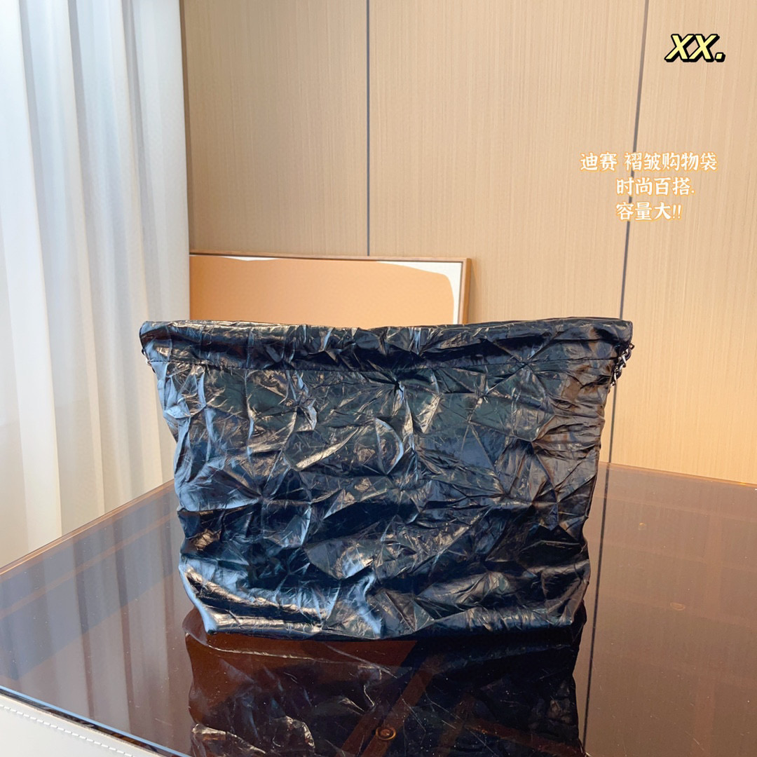 0013 $75 Diesel Dingdang shopping bag Tote gallery