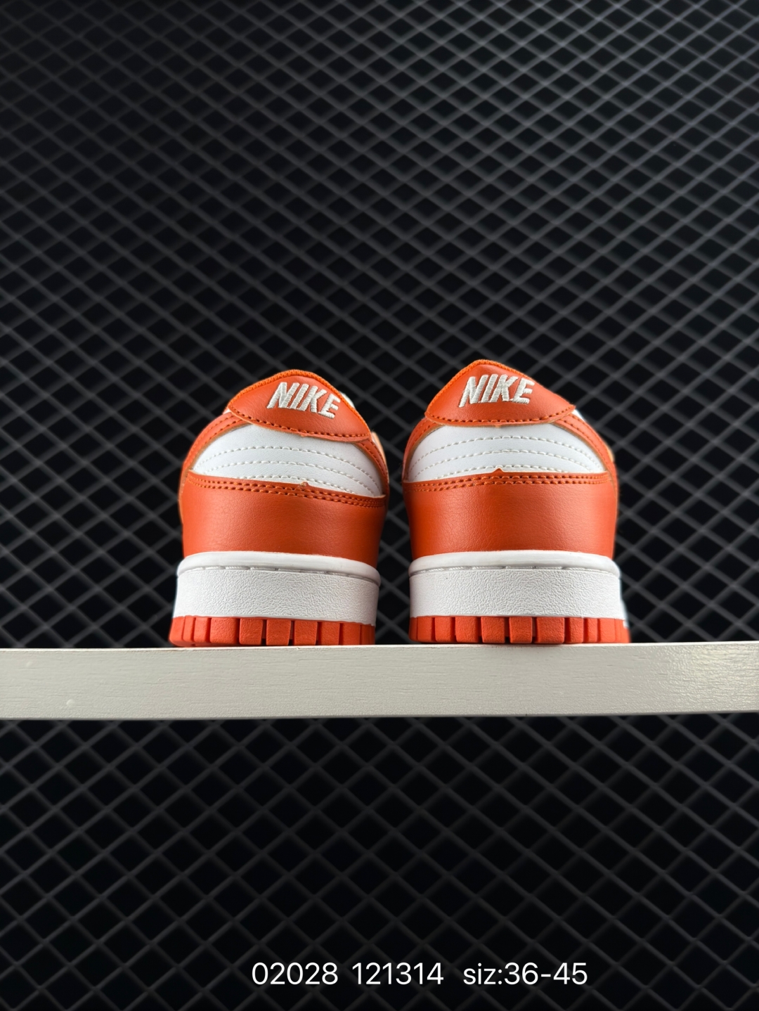 06617 $56 Nike SB Dunk Low gallery