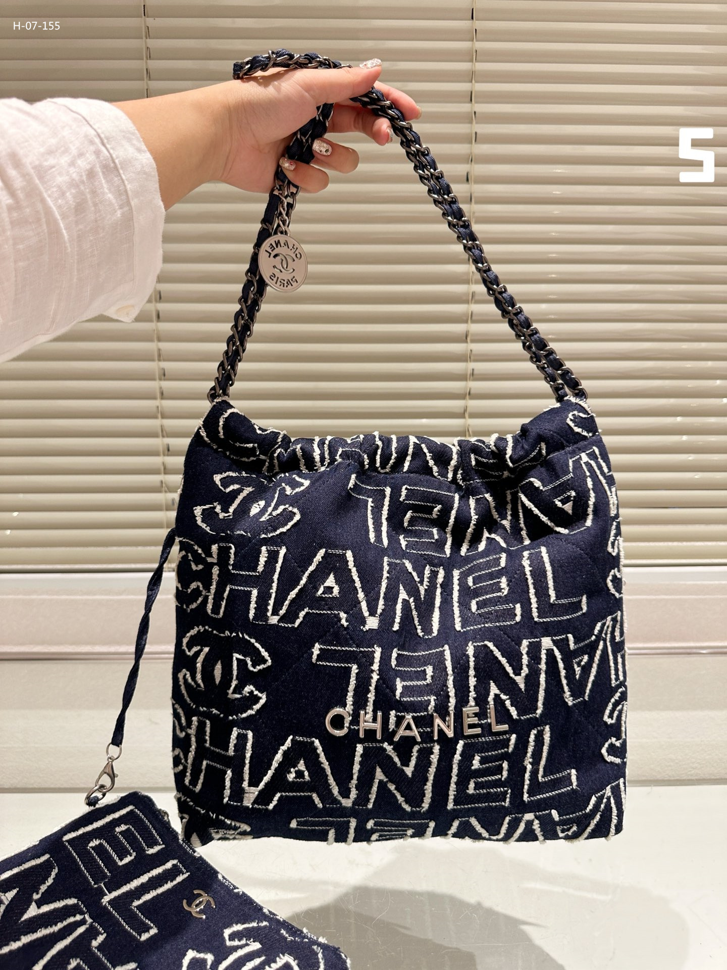 1007 $57 chanel gallery