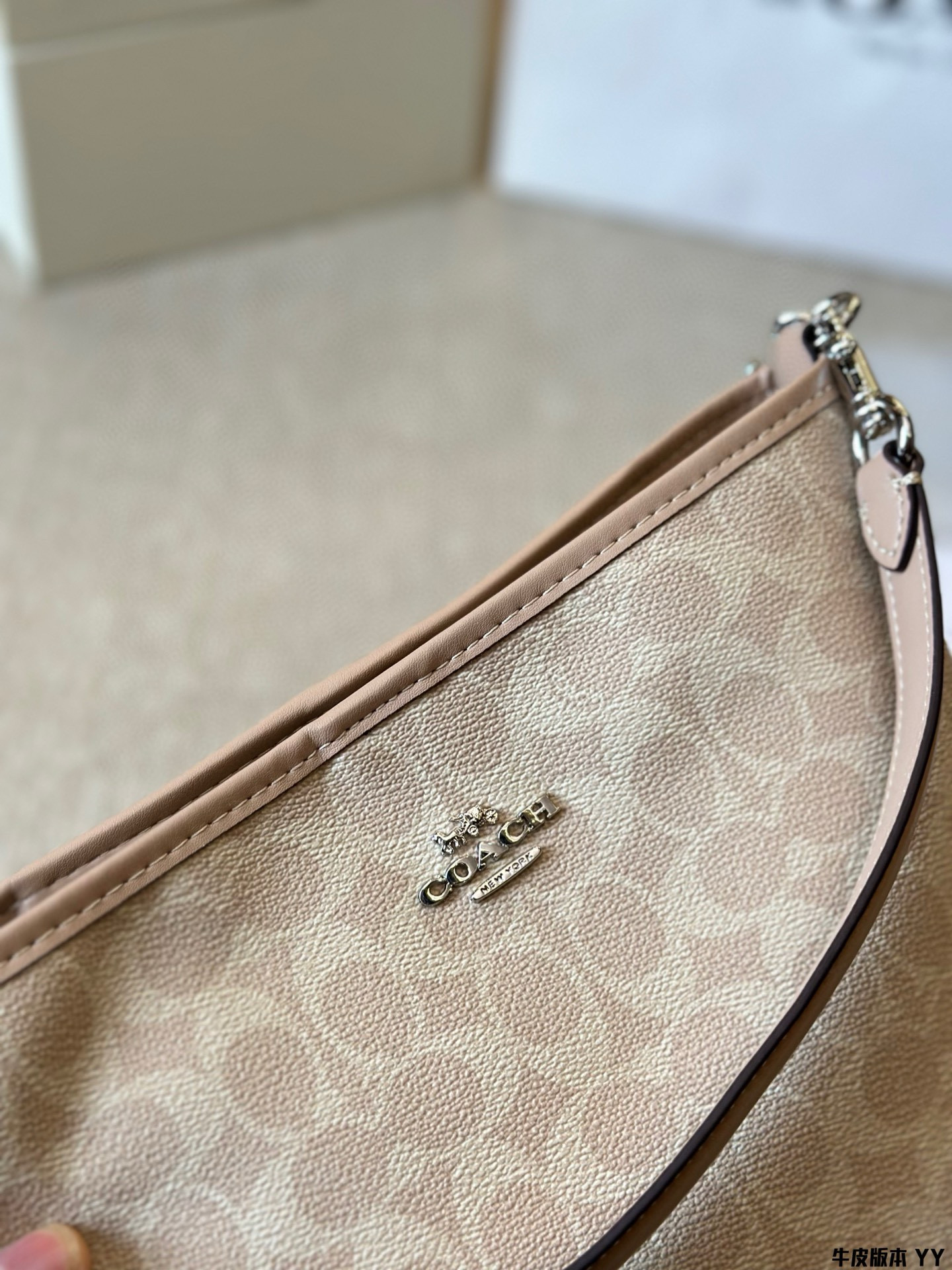 188 $615 Coach gallery