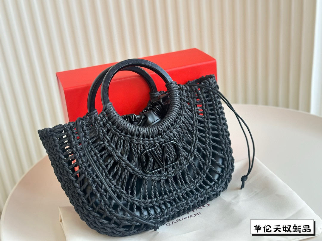 252 $85 Valentino gallery
